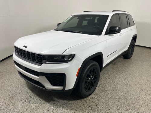 2026 Jeep Grand Cherokee Laredo Altitude