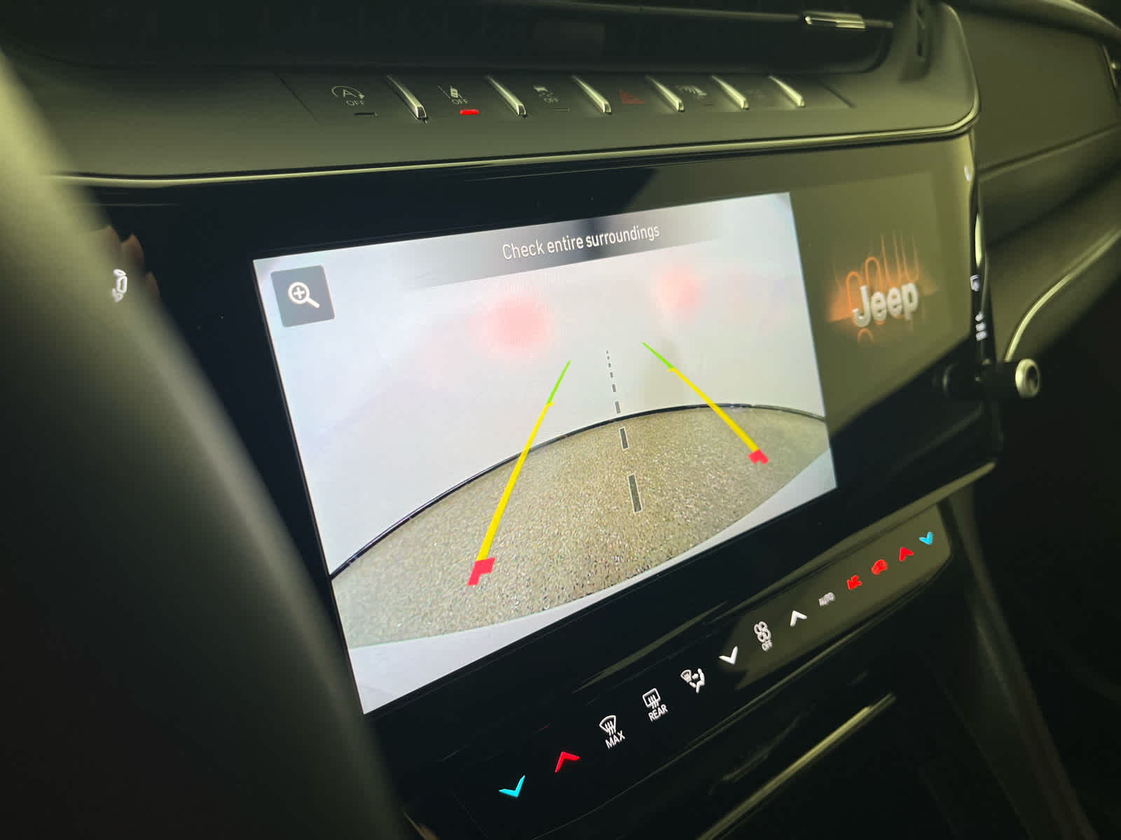 2026 Jeep Grand Cherokee Laredo Altitude