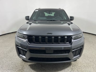 2026 Jeep Grand Cherokee Laredo Altitude