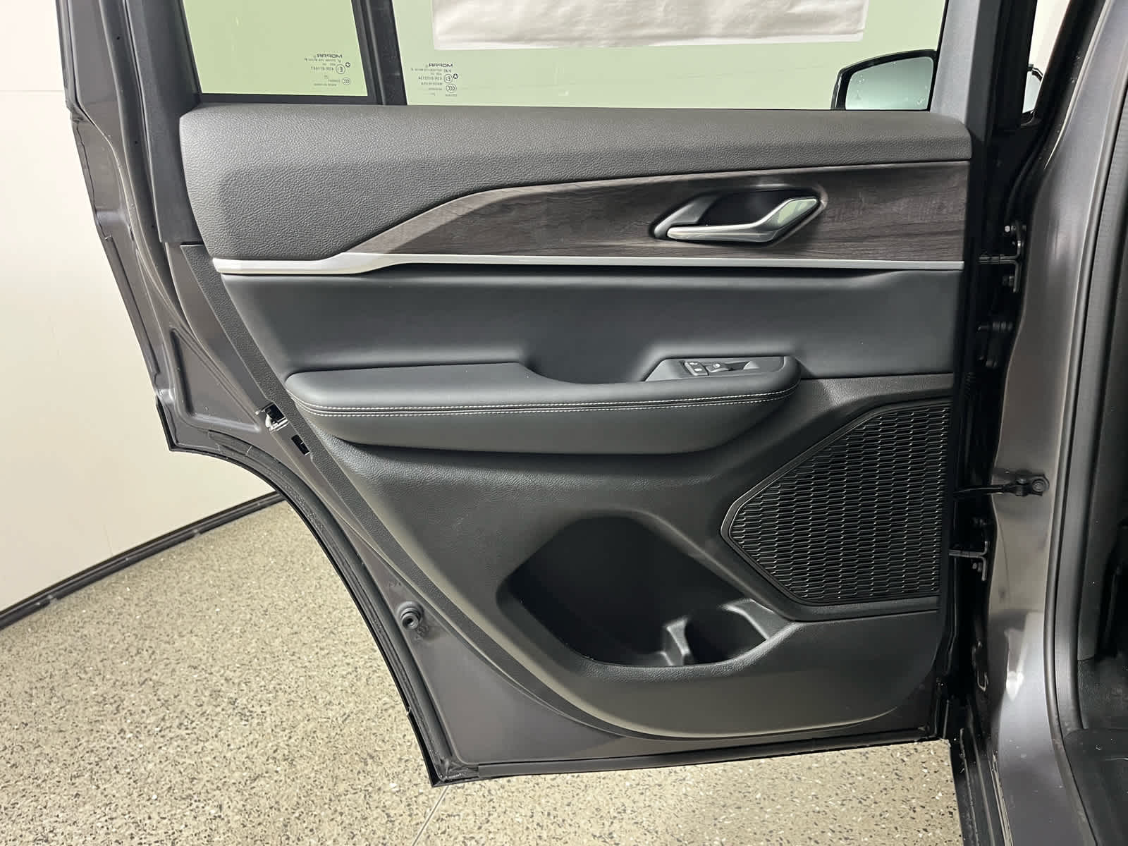 2025 Jeep Grand Cherokee GRAND CHEROKEE LIMITED 4X2