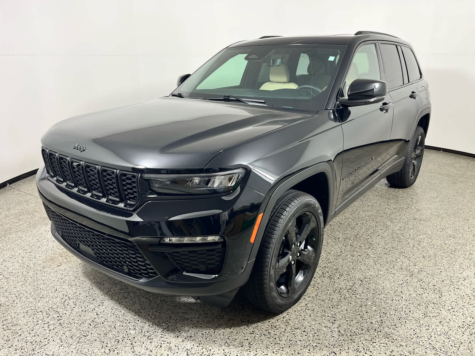 2025 Jeep Grand Cherokee Limited 4x2