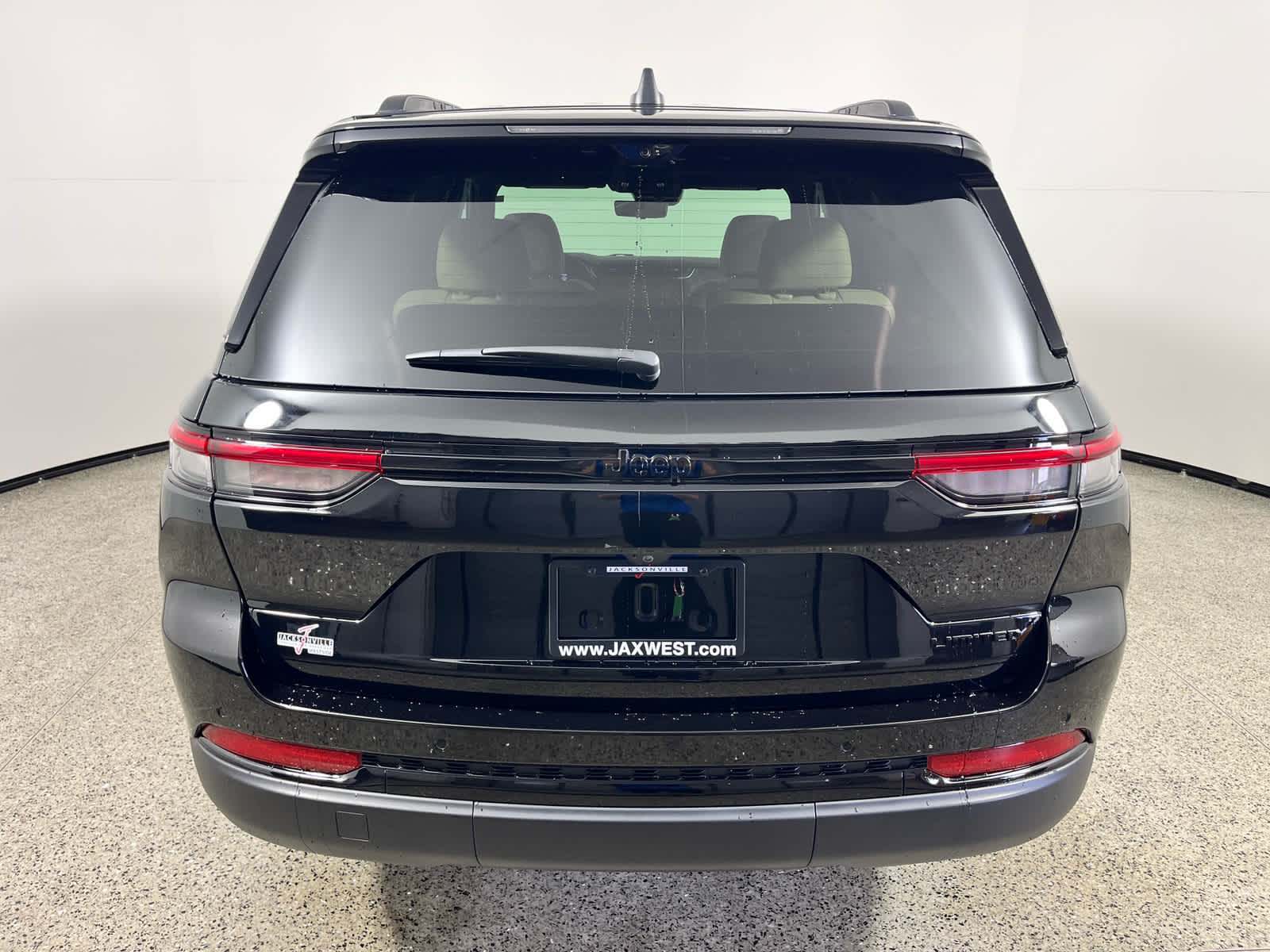 2025 Jeep Grand Cherokee Limited 4x2