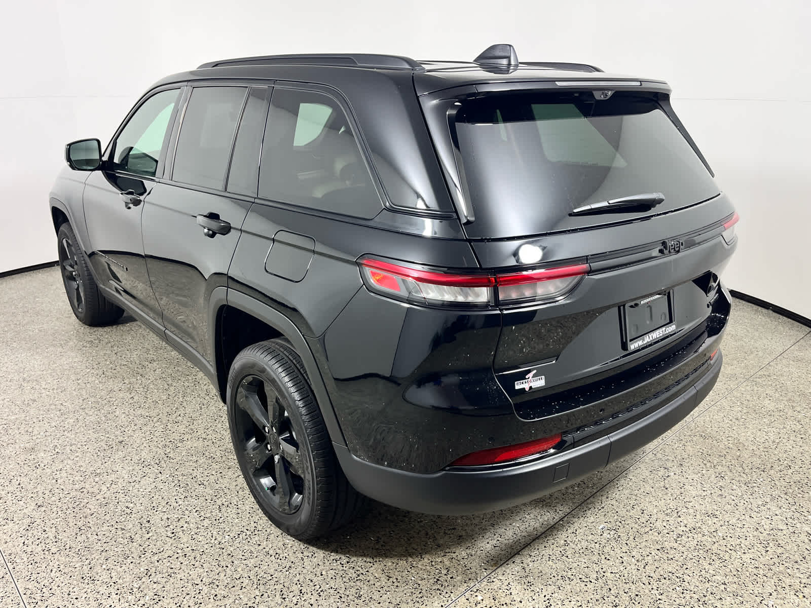 2025 Jeep Grand Cherokee Limited 4x2