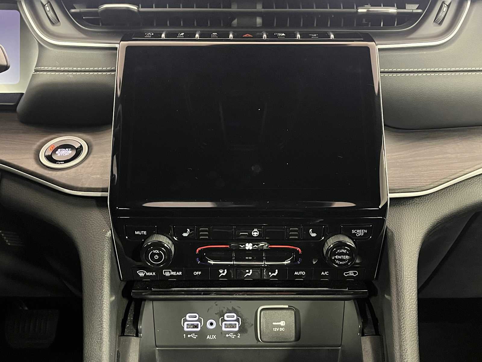 2025 Jeep Grand Cherokee Limited 4x2