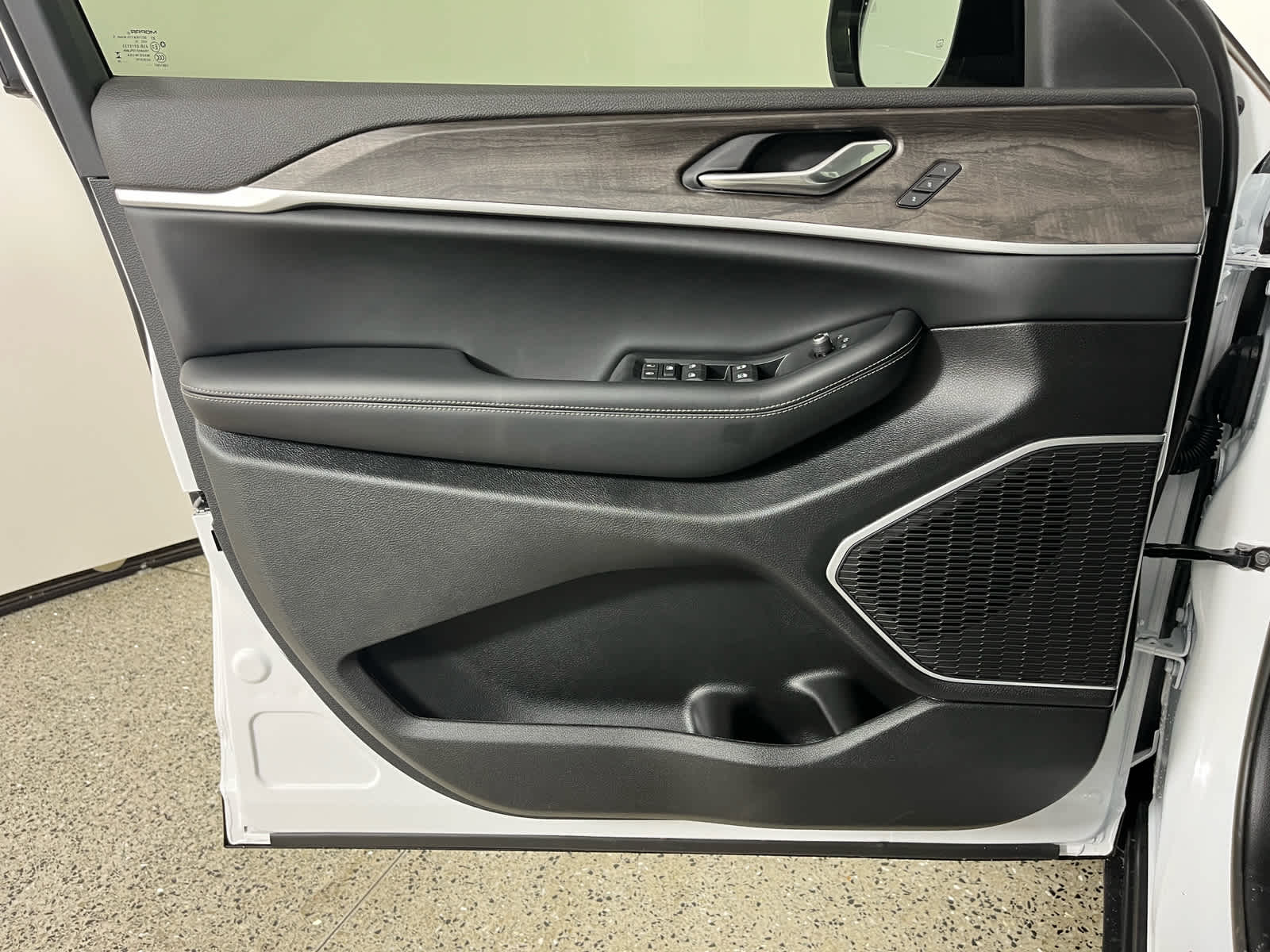 2026 Jeep Grand Cherokee GRAND CHEROKEE LIMITED 4X2