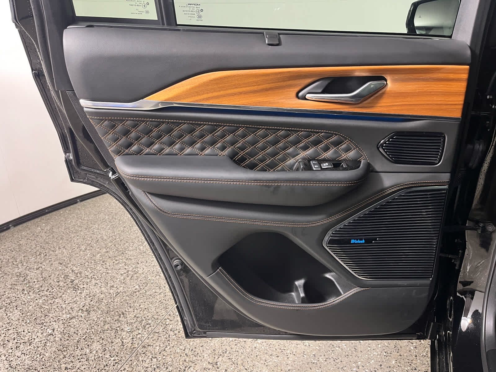 2025 Jeep Grand Cherokee Summit Reserve 4x4