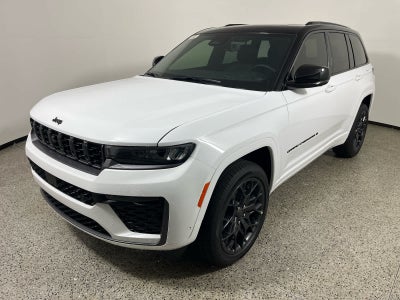 2026 Jeep Grand Cherokee GRAND CHEROKEE SUMMIT 4X4
