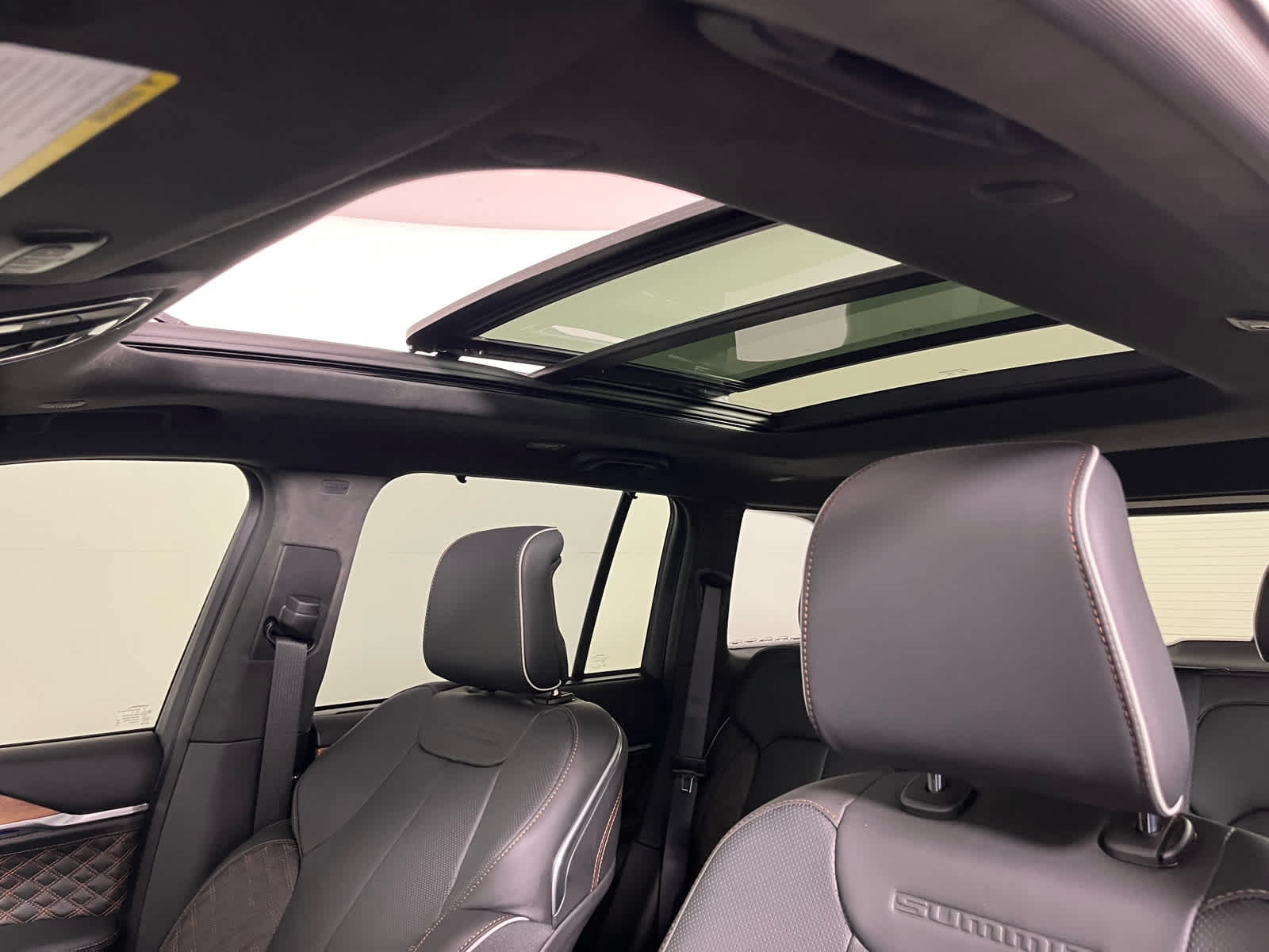 2026 Jeep Grand Cherokee GRAND CHEROKEE SUMMIT 4X4