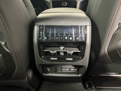 2026 Jeep Grand Cherokee GRAND CHEROKEE SUMMIT 4X4