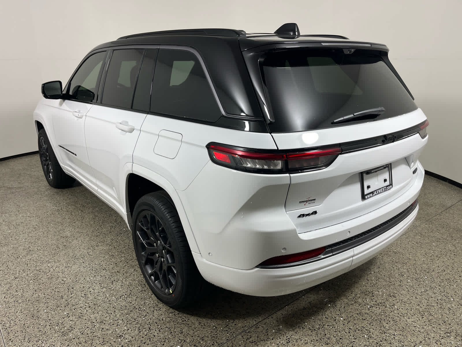 2026 Jeep Grand Cherokee GRAND CHEROKEE SUMMIT 4X4