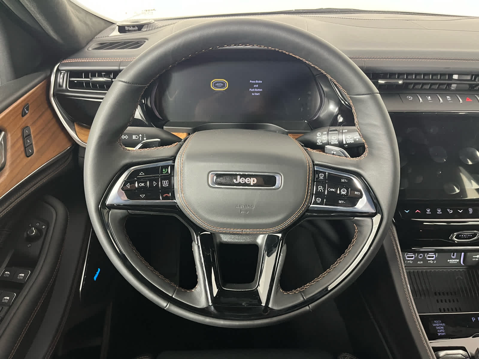 2026 Jeep Grand Cherokee GRAND CHEROKEE SUMMIT 4X4