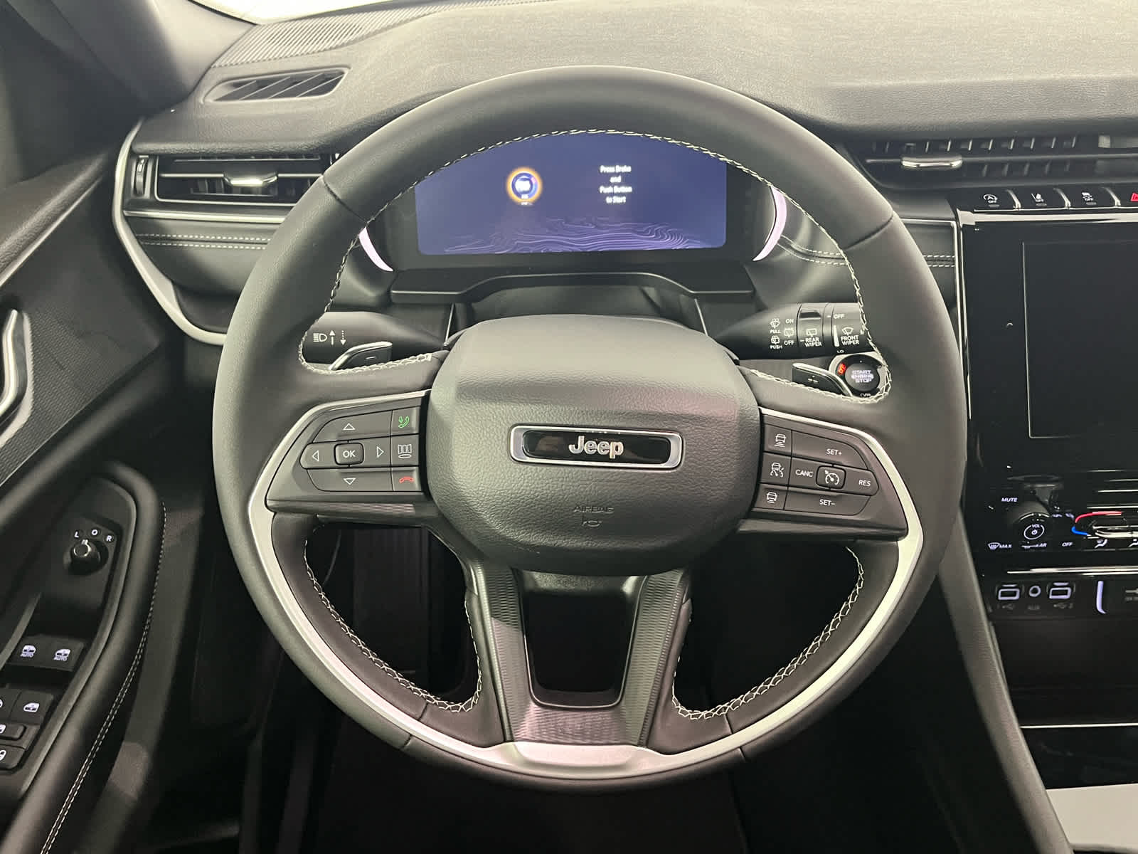 2026 Jeep Grand Cherokee L Laredo