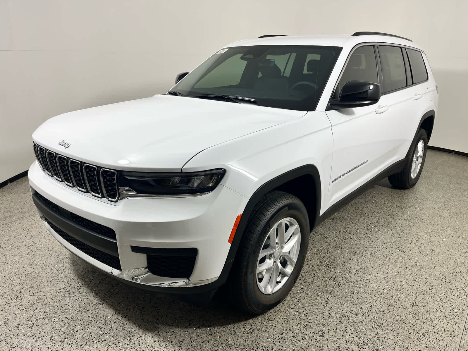 2026 Jeep Grand Cherokee L Laredo