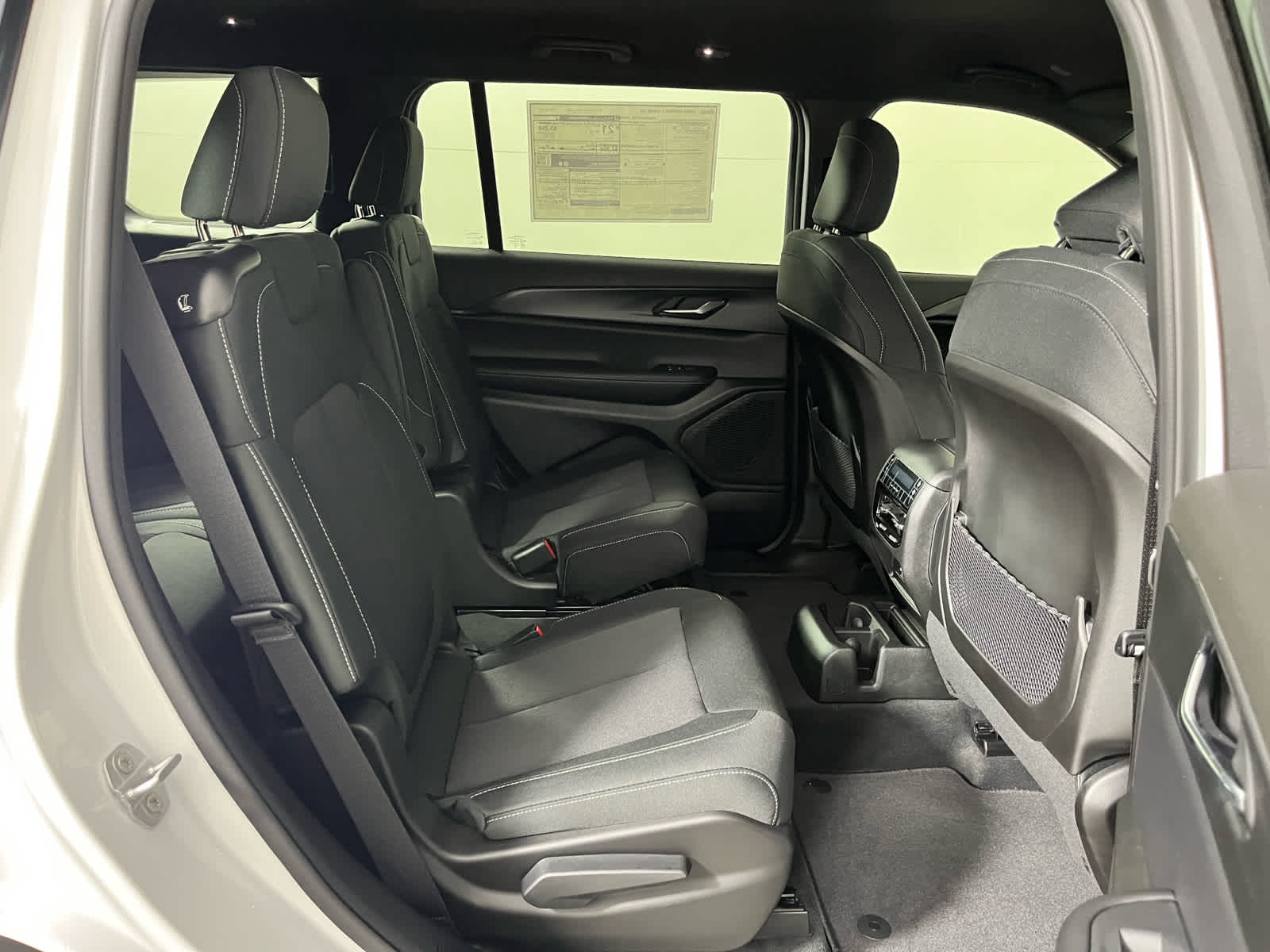 2026 Jeep Grand Cherokee L Laredo