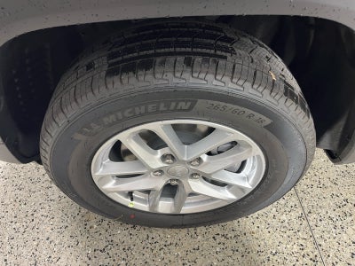 2025 Jeep Grand Cherokee GRAND CHEROKEE L LAREDO X 4X2