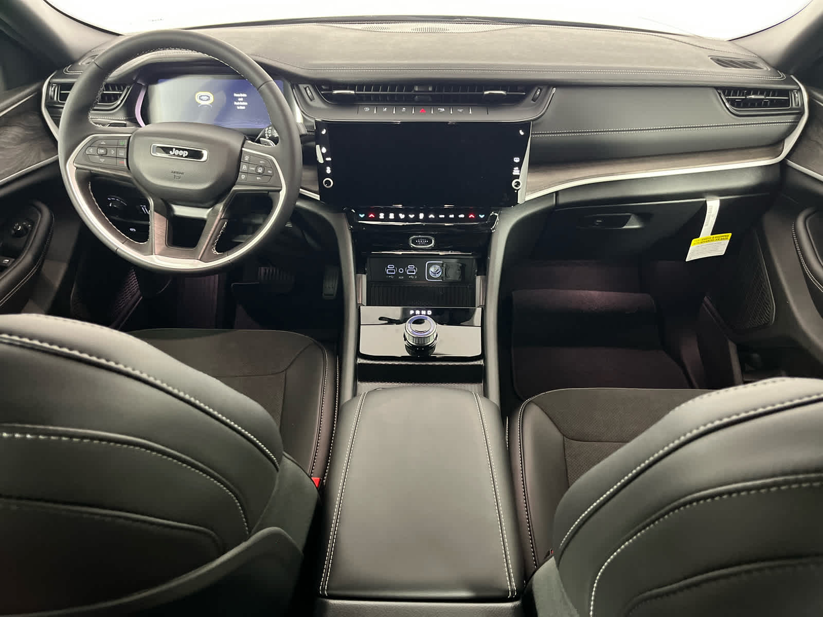 2026 Jeep Grand Cherokee L Laredo Altitude