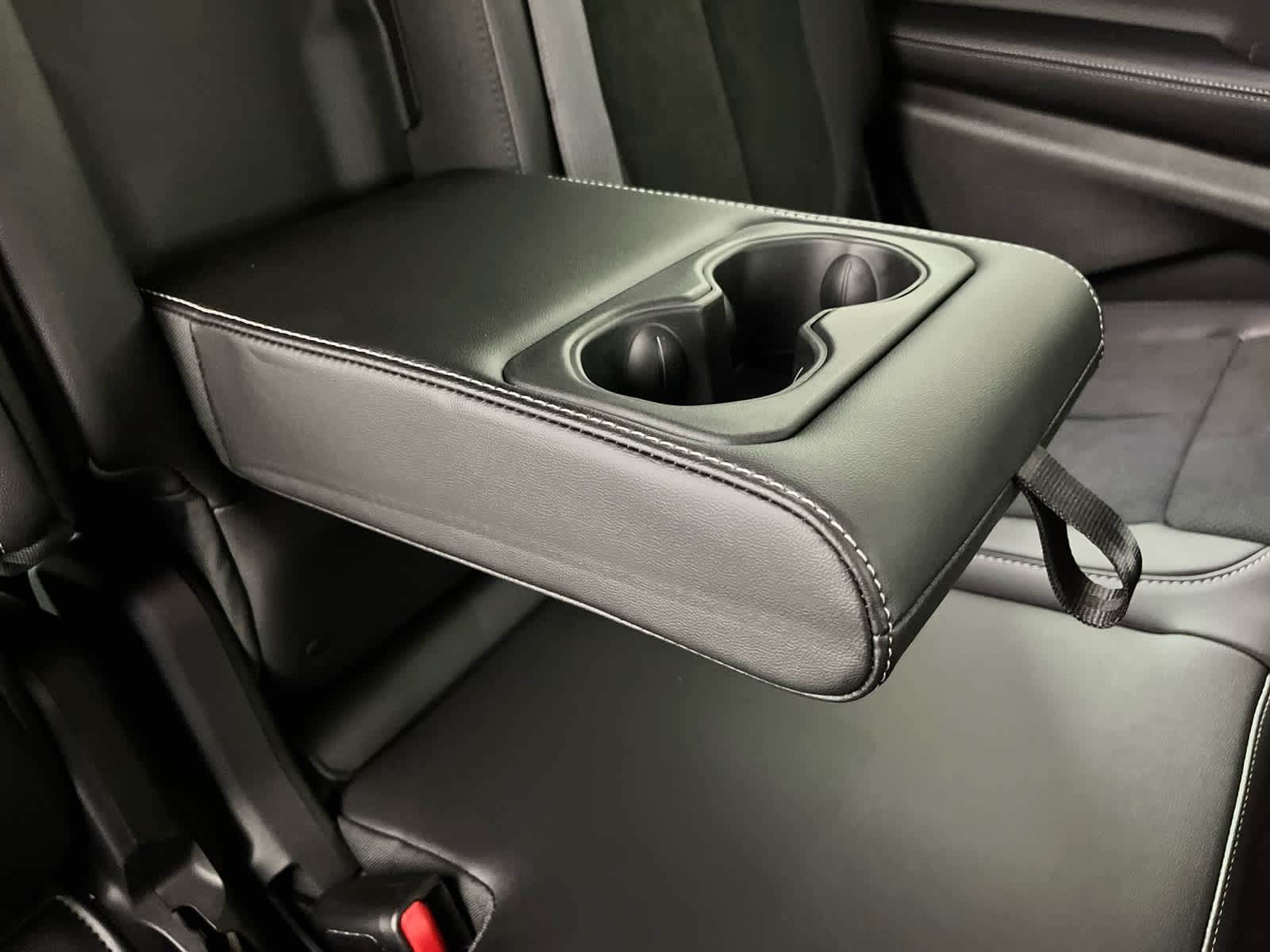2026 Jeep Grand Cherokee L Laredo Altitude