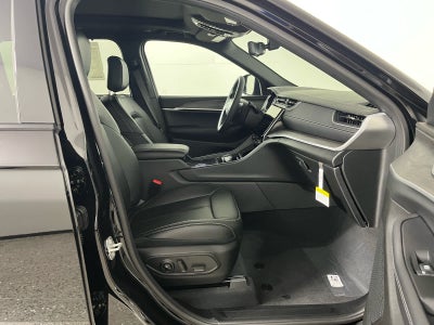 2025 Jeep Grand Cherokee GRAND CHEROKEE L LIMITED 4X2