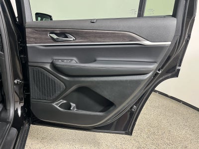 2025 Jeep Grand Cherokee GRAND CHEROKEE L LIMITED 4X2