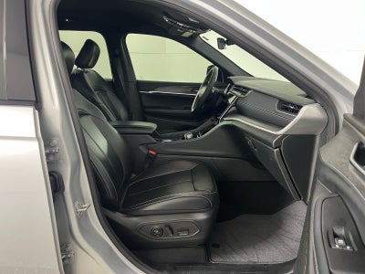 2025 Jeep Grand Cherokee L Limited 4x2