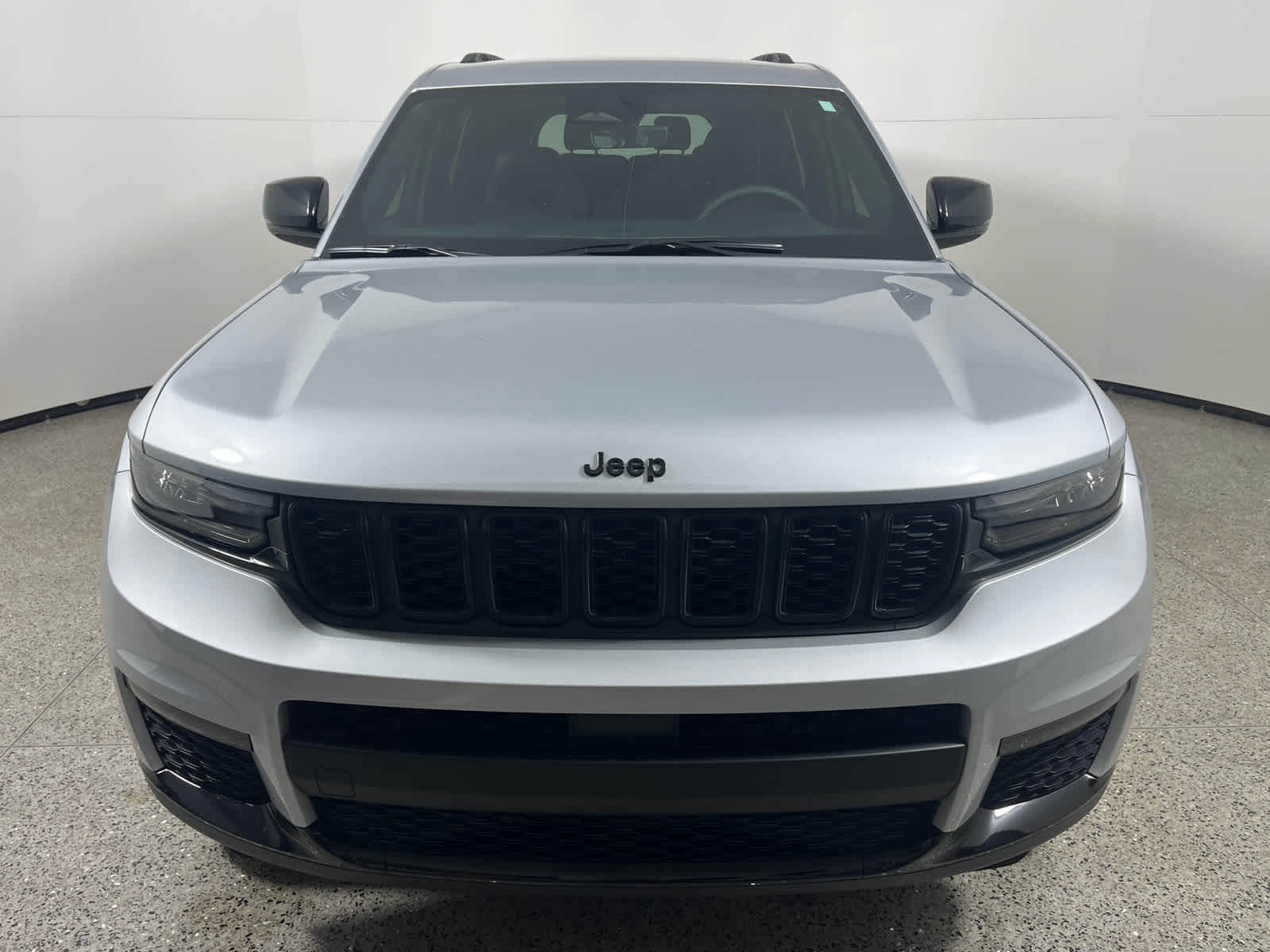 2025 Jeep Grand Cherokee L Limited 4x2