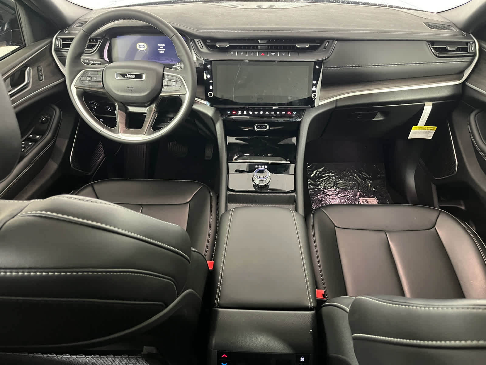 2026 Jeep Grand Cherokee GRAND CHEROKEE L LIMITED 4X2