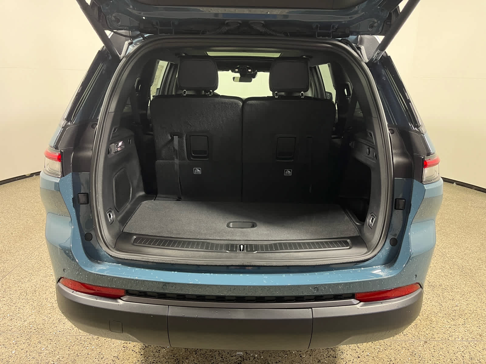 2026 Jeep Grand Cherokee GRAND CHEROKEE L LIMITED 4X2