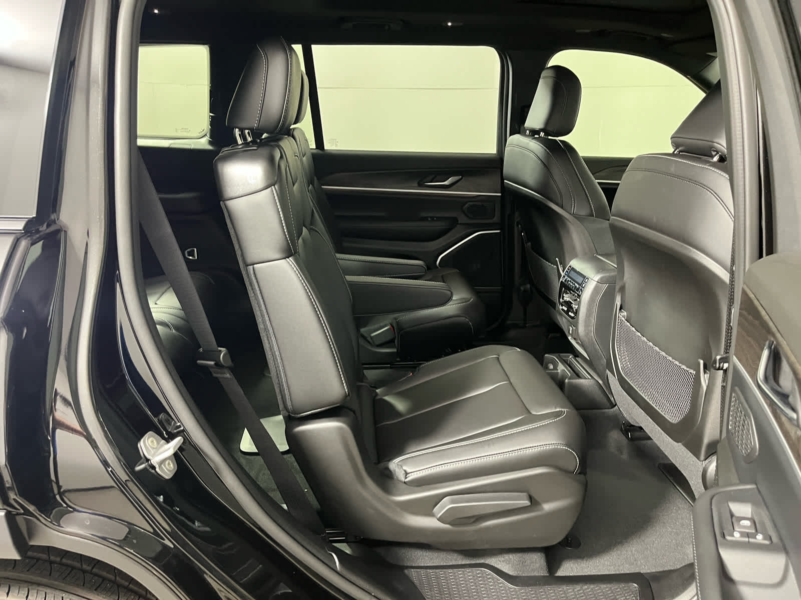 2026 Jeep Grand Cherokee GRAND CHEROKEE L LIMITED 4X2