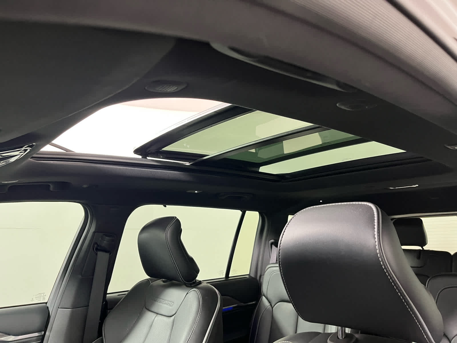 2023 Jeep Grand Cherokee L Overland