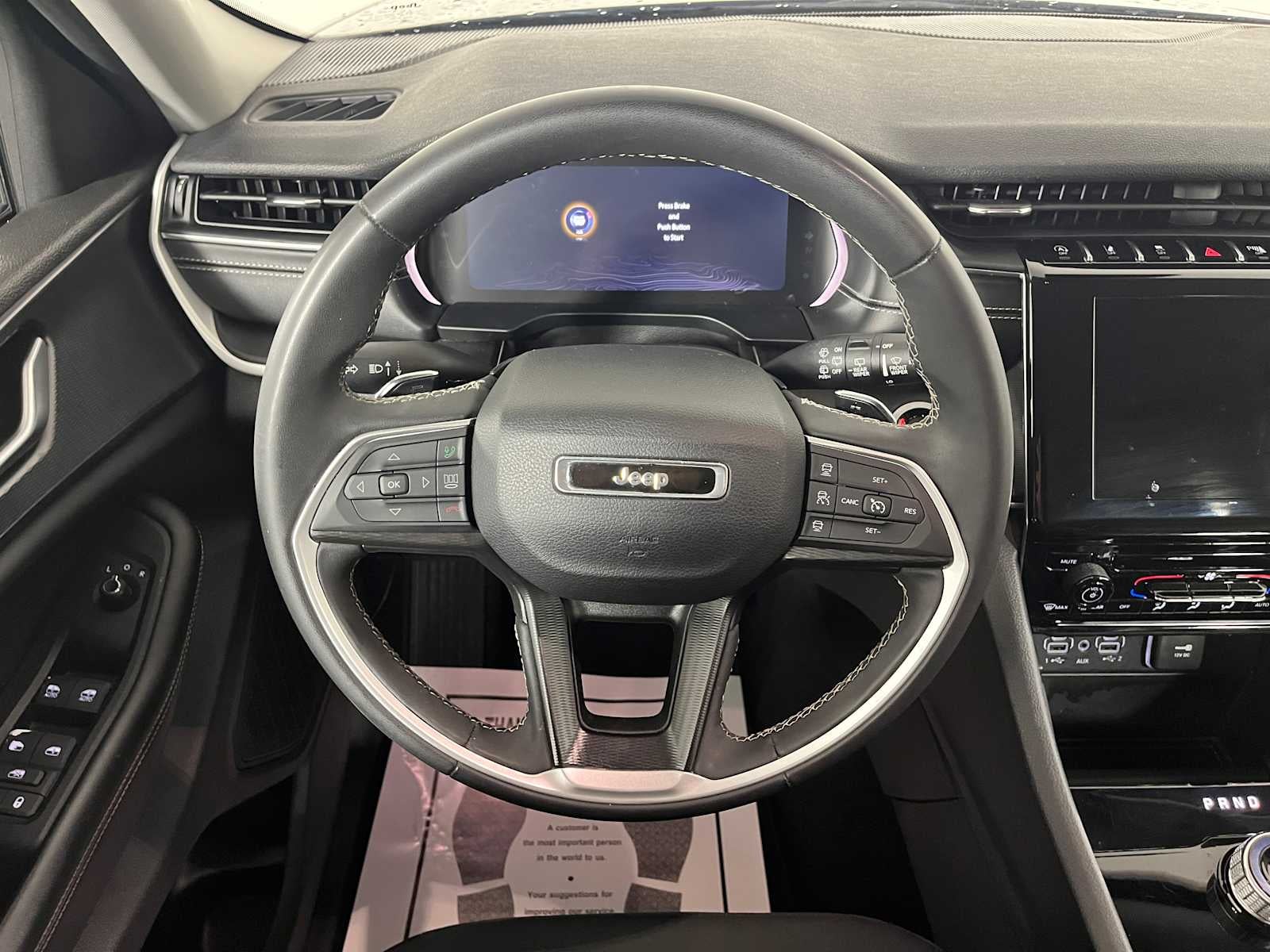 2023 Jeep Grand Cherokee L Laredo