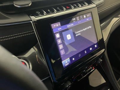 2022 Jeep Grand Cherokee L Altitude 4x4