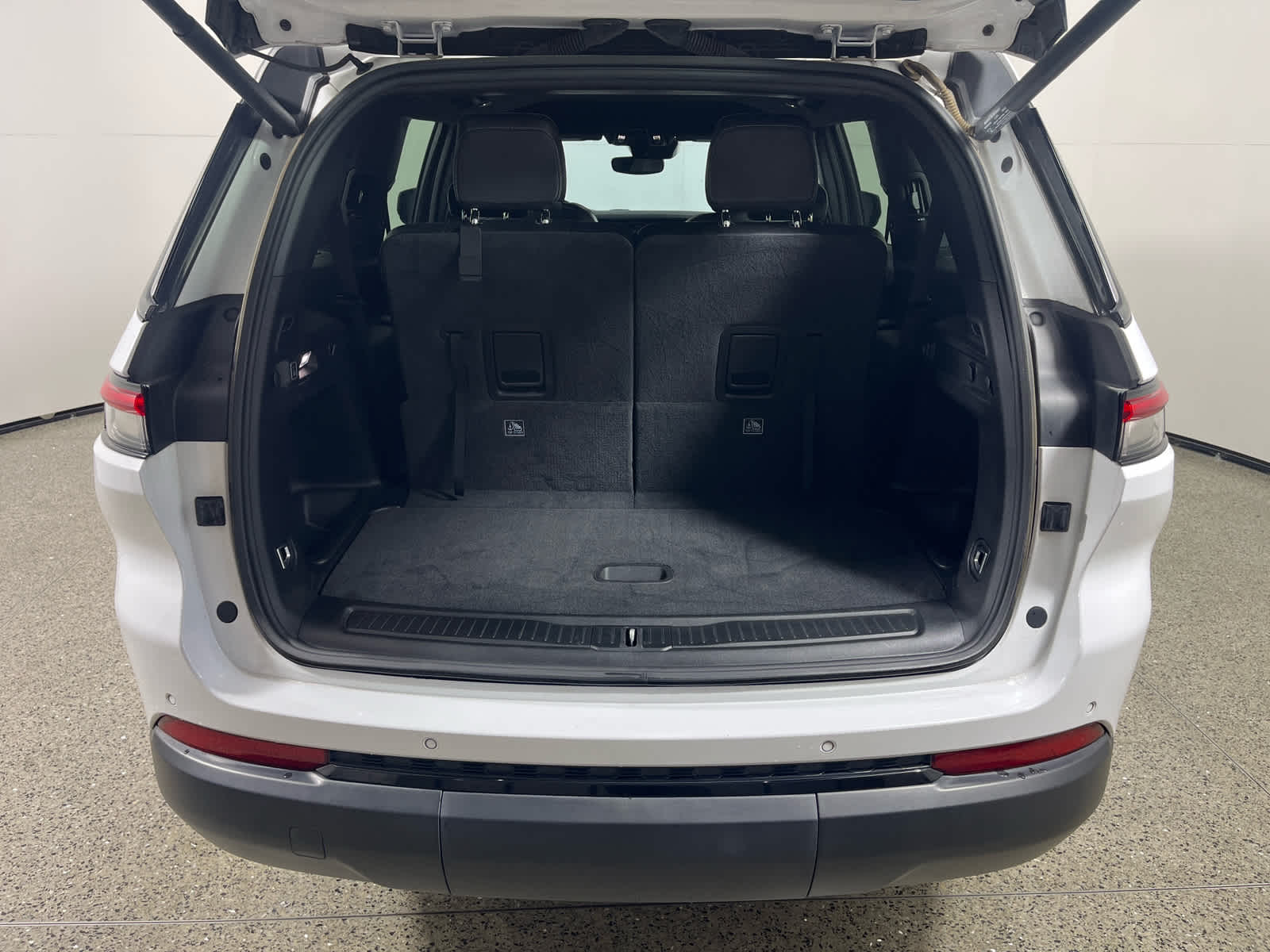 2022 Jeep Grand Cherokee L Altitude 4x4