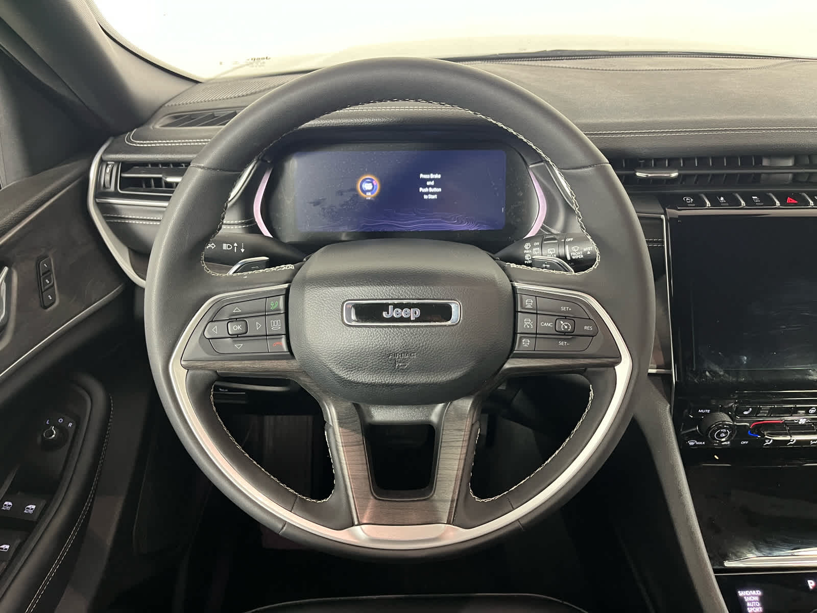 2025 Jeep Grand Cherokee L Limited 4x4