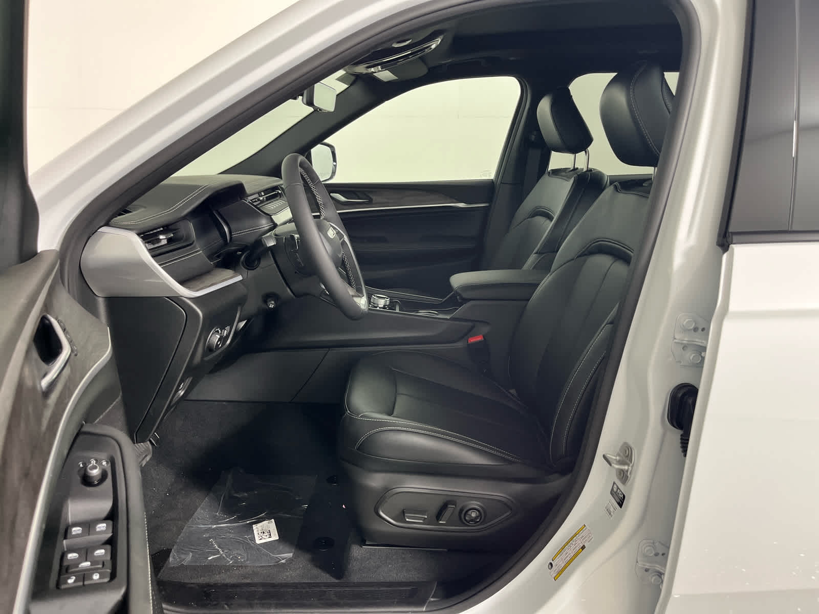 2026 Jeep Grand Cherokee L Limited Reserve