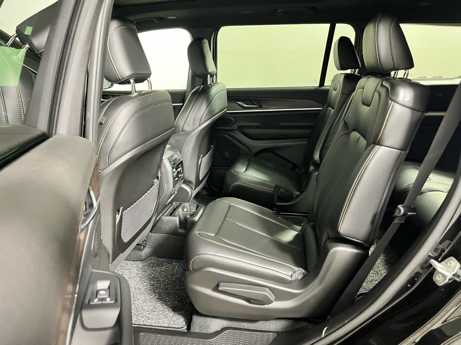 2026 Jeep Grand Cherokee L 85th Anniversary Edition
