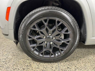 2023 Jeep Grand Cherokee L Summit Reserve