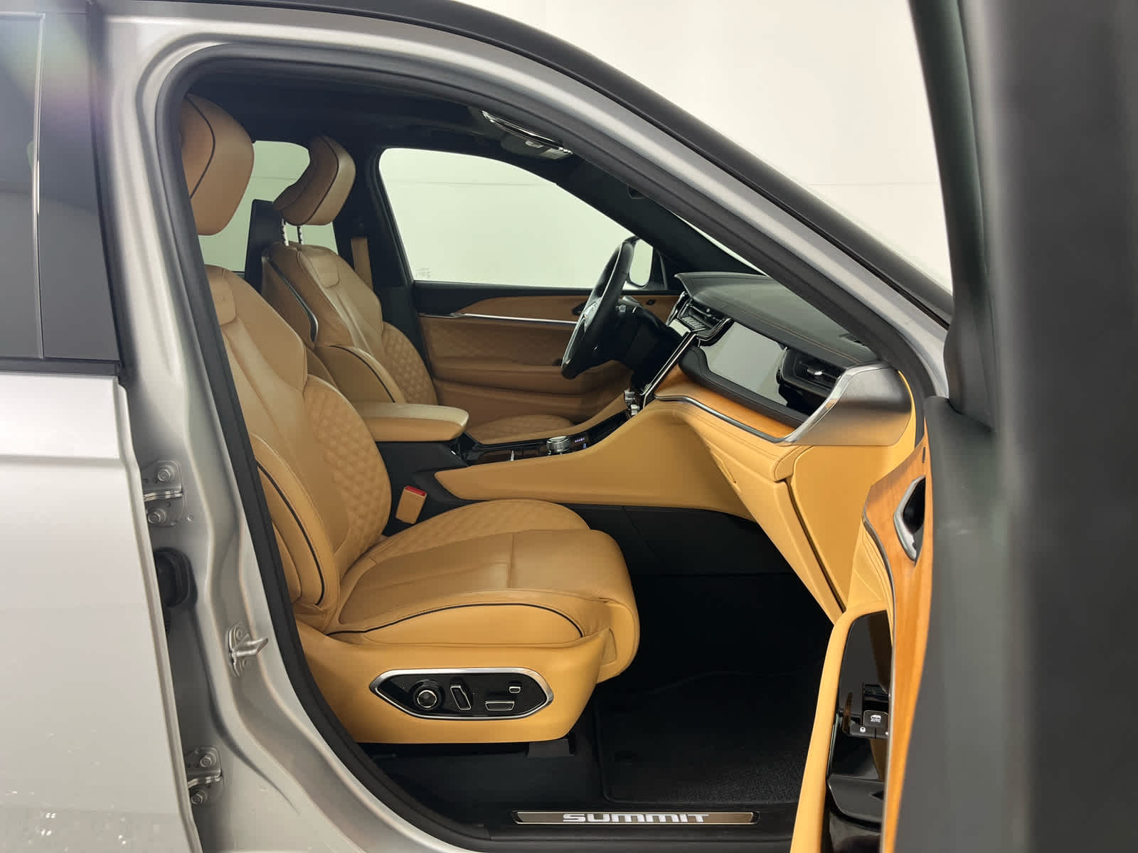2023 Jeep Grand Cherokee L Summit Reserve