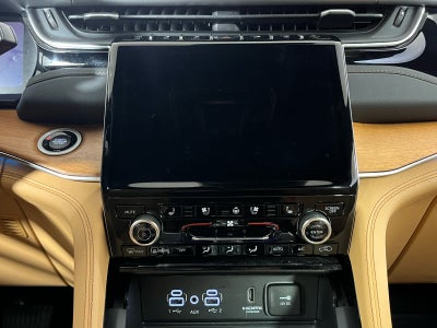 2023 Jeep Grand Cherokee L Summit Reserve