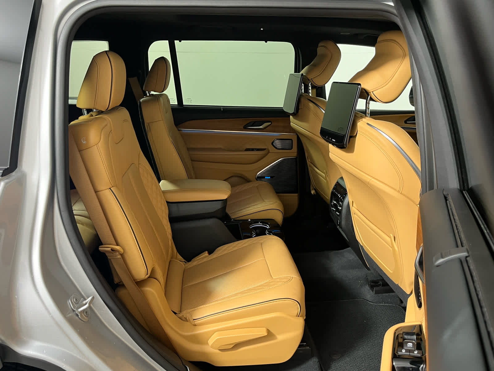 2023 Jeep Grand Cherokee L Summit Reserve