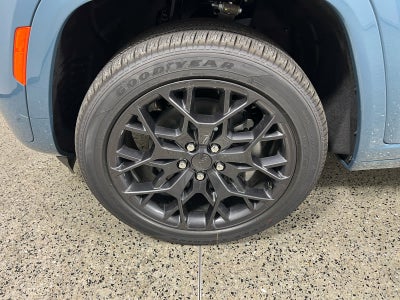 2026 Jeep Grand Cherokee L Summit