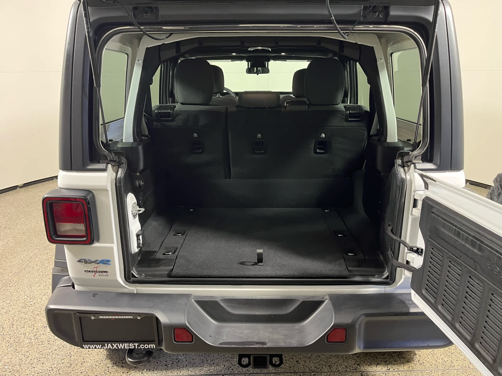 2025 Jeep Wrangler 4xe Willys 4xe