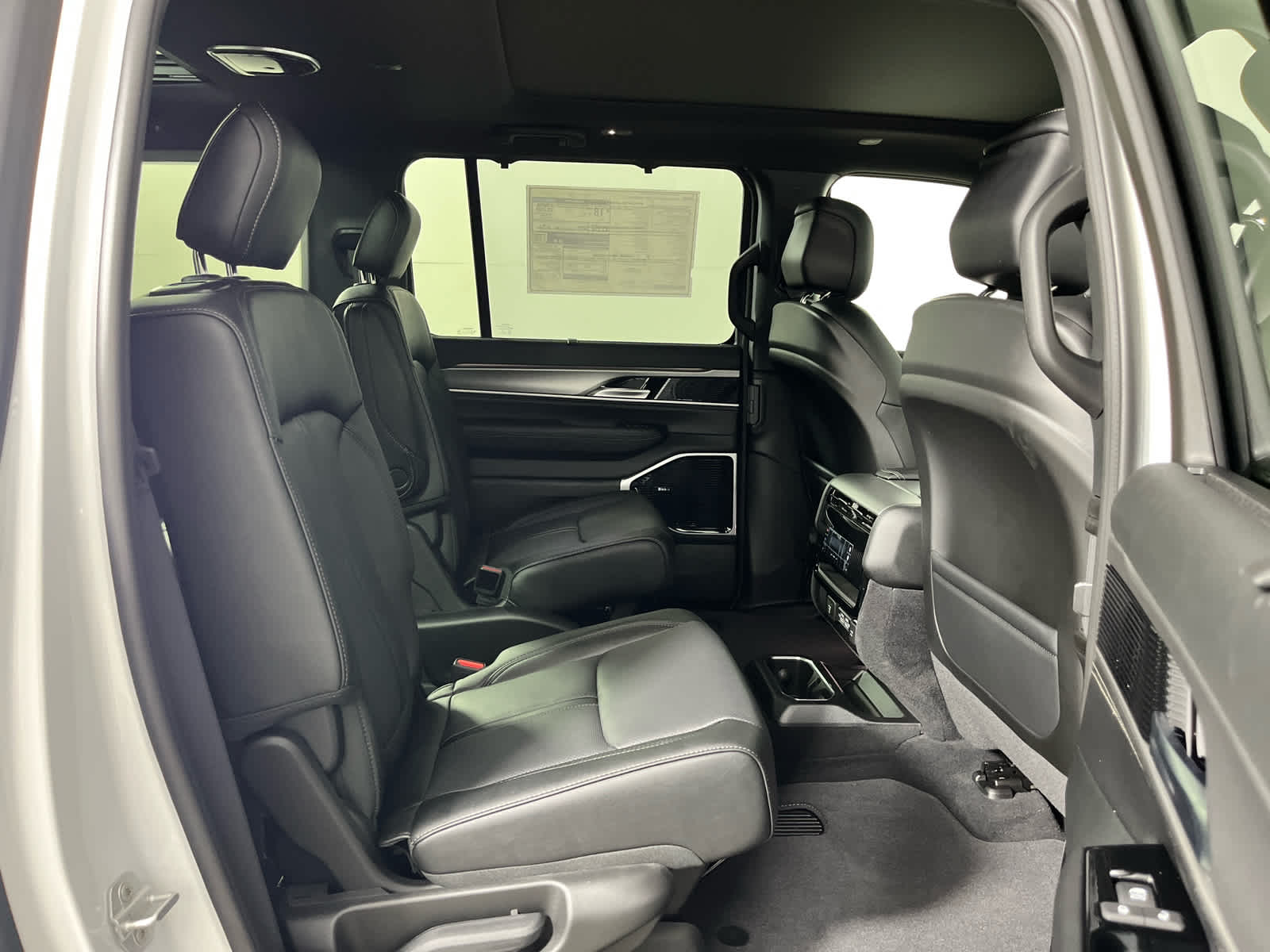 2026 Jeep Grand Wagoneer L Limited Reserve