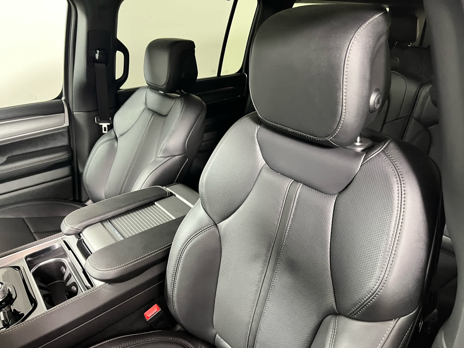 2026 Jeep Grand Wagoneer L Limited Reserve