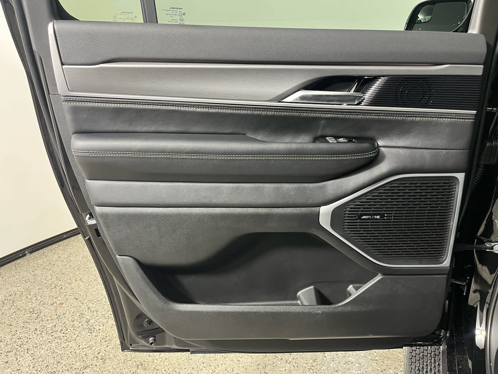 2026 Jeep Grand Wagoneer GRAND WAGONEER L LIMITED ALTITUDE 4X4