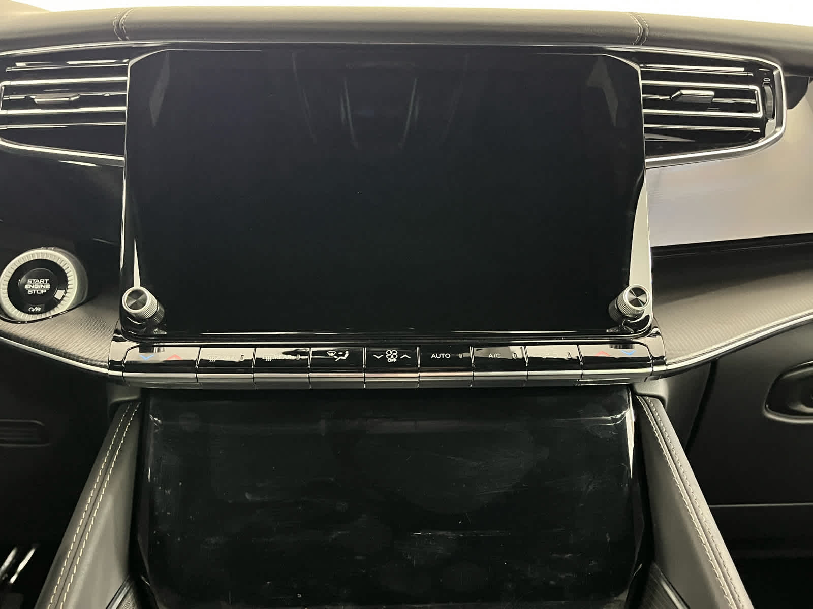 2024 Jeep Grand Wagoneer L Series II