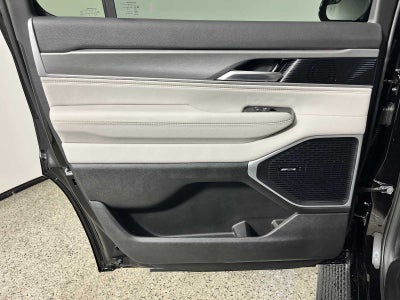 2026 Jeep Grand Wagoneer Base