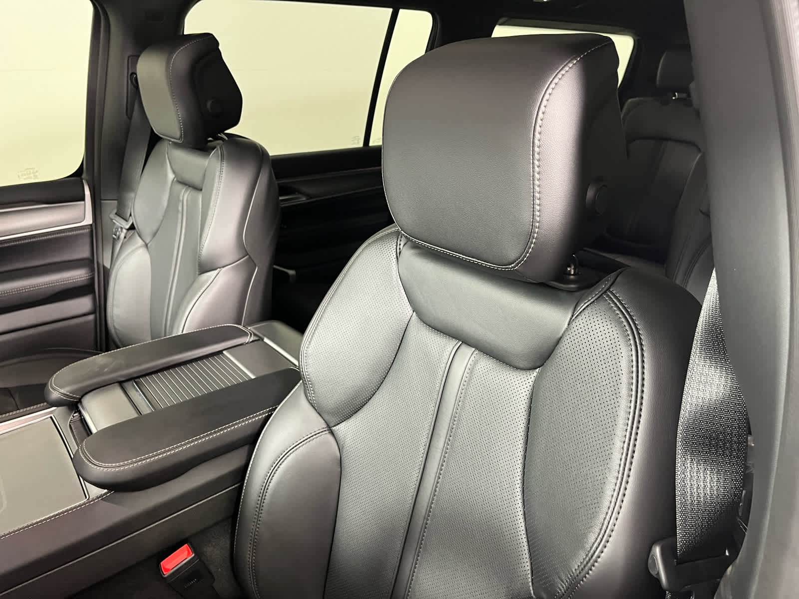 2026 Jeep Grand Wagoneer GRAND WAGONEER 4X2