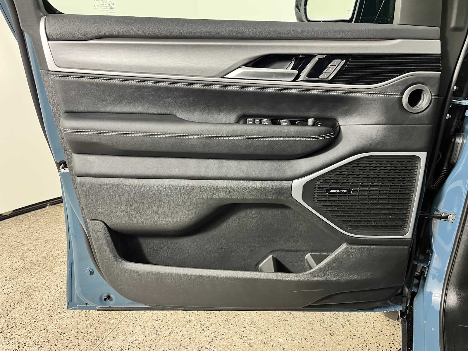 2026 Jeep Grand Wagoneer Base