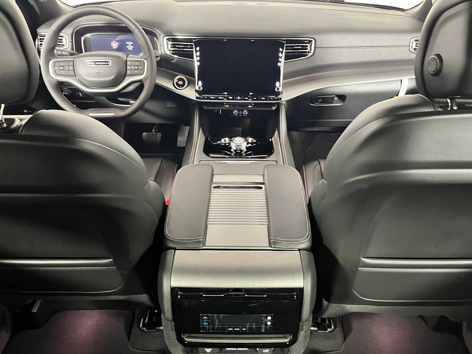2026 Jeep Grand Wagoneer Base