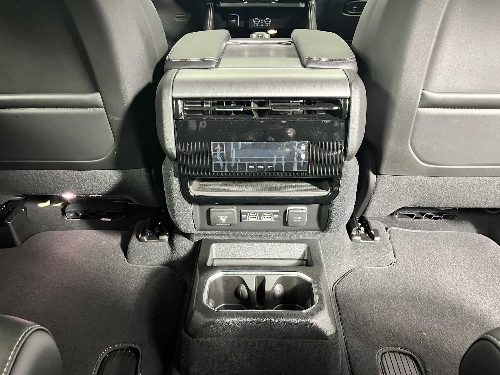 2026 Jeep Grand Wagoneer Base